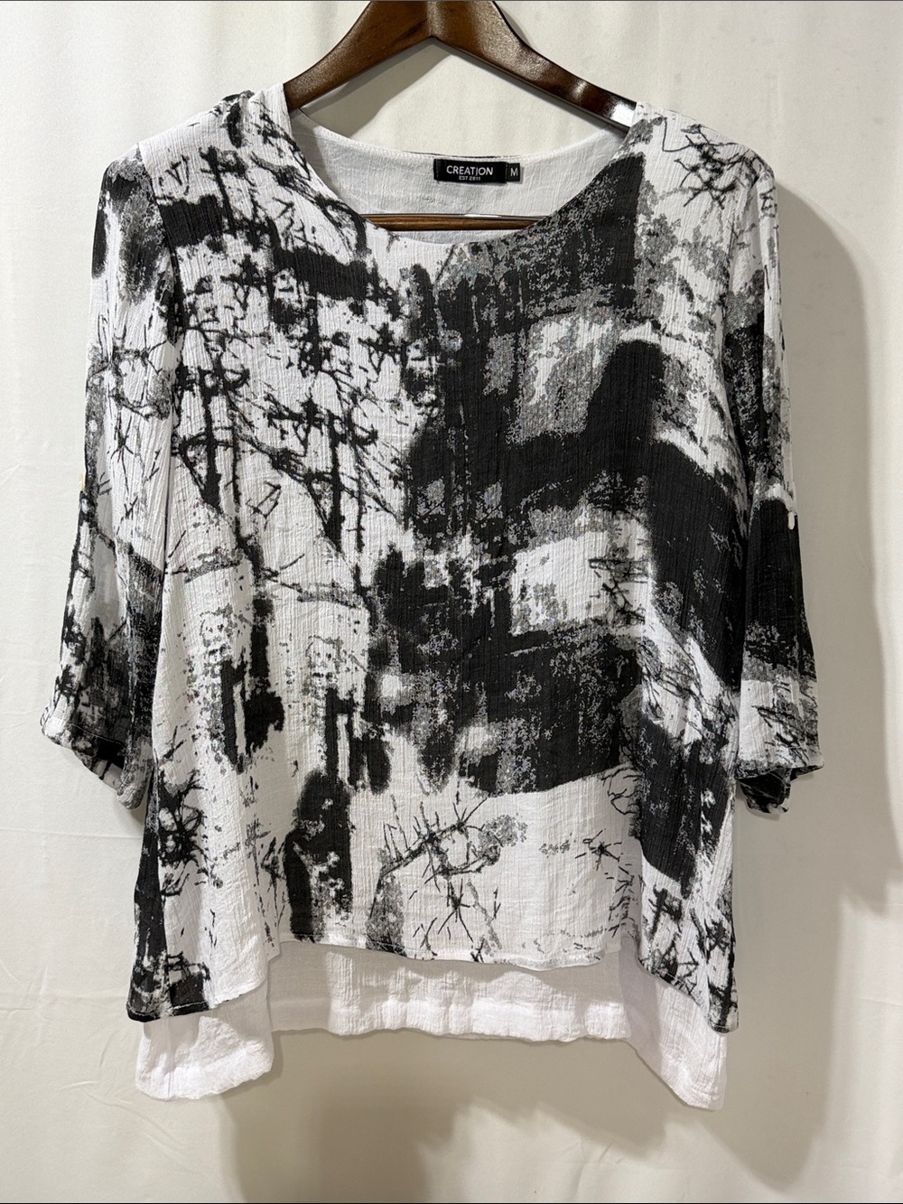 Black & White Abstract Print Women's Top